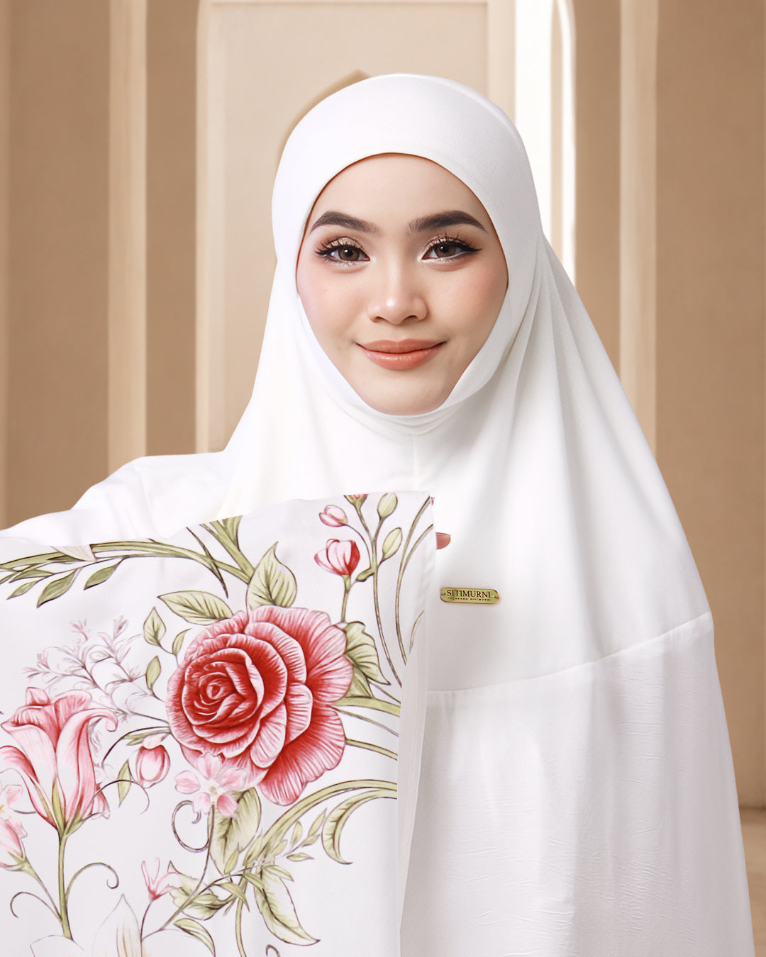 WAFIYA ZAHRA IN WHITE