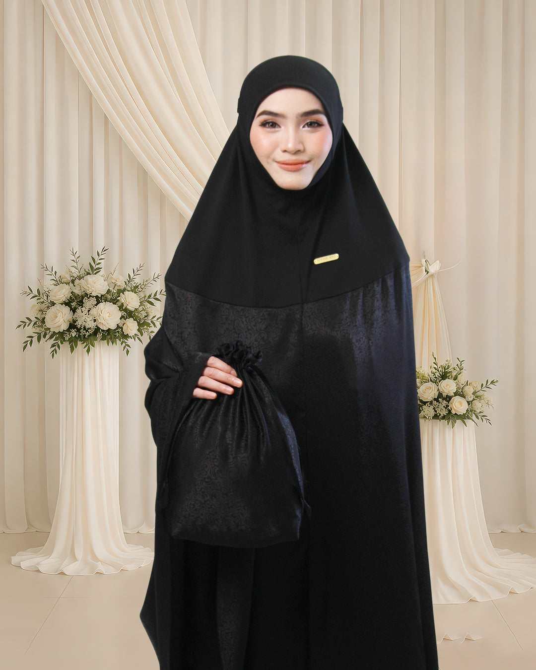 AURA NAJIHAH IN BLACK