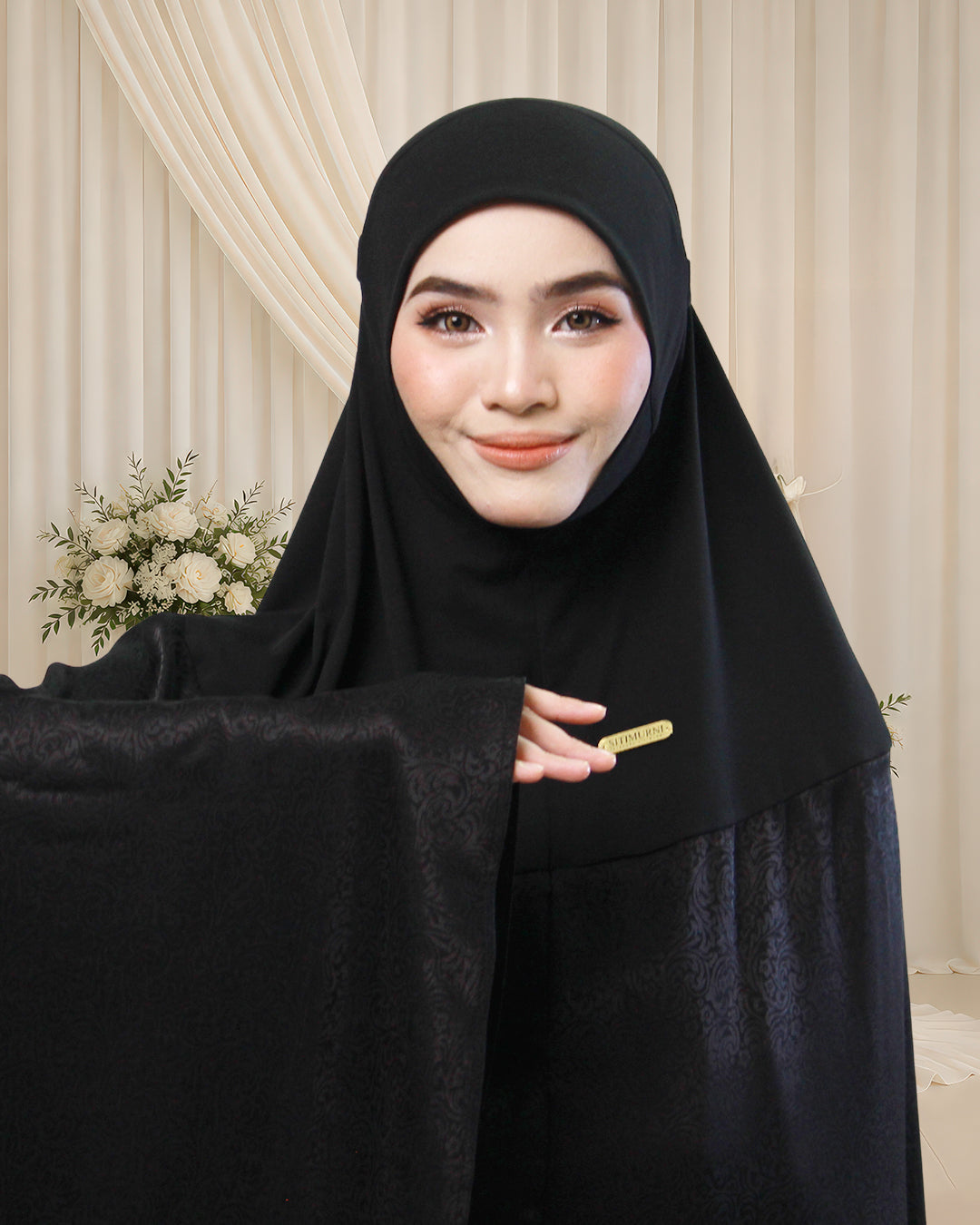 AURA NAJIHAH IN BLACK