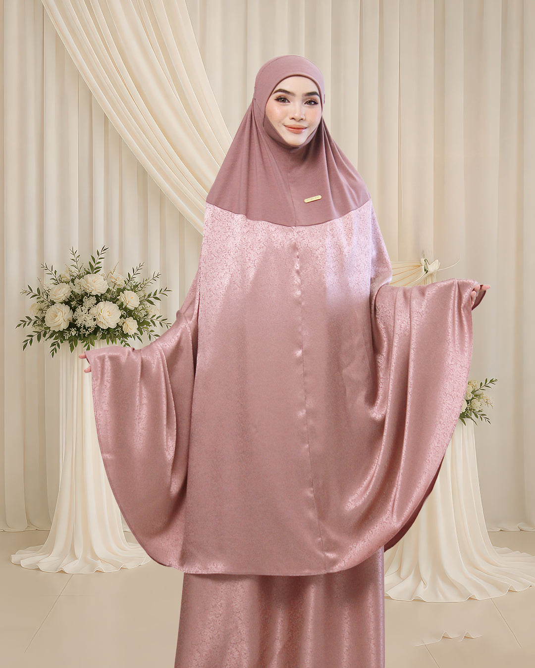 AURA NAJIHAH IN DUSTY MAUVE