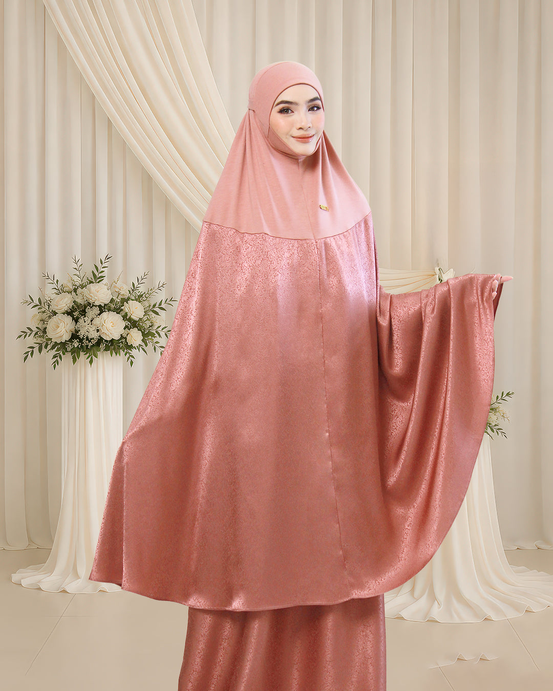 AURA NAJIHAH IN DUSTY PINK