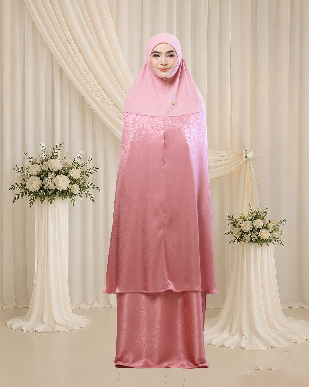 AURA NAJIHAH IN SOFT PINK