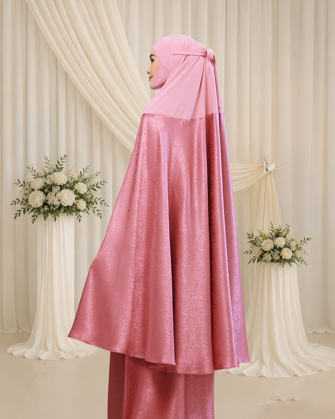 AURA NAJIHAH IN SOFT PINK
