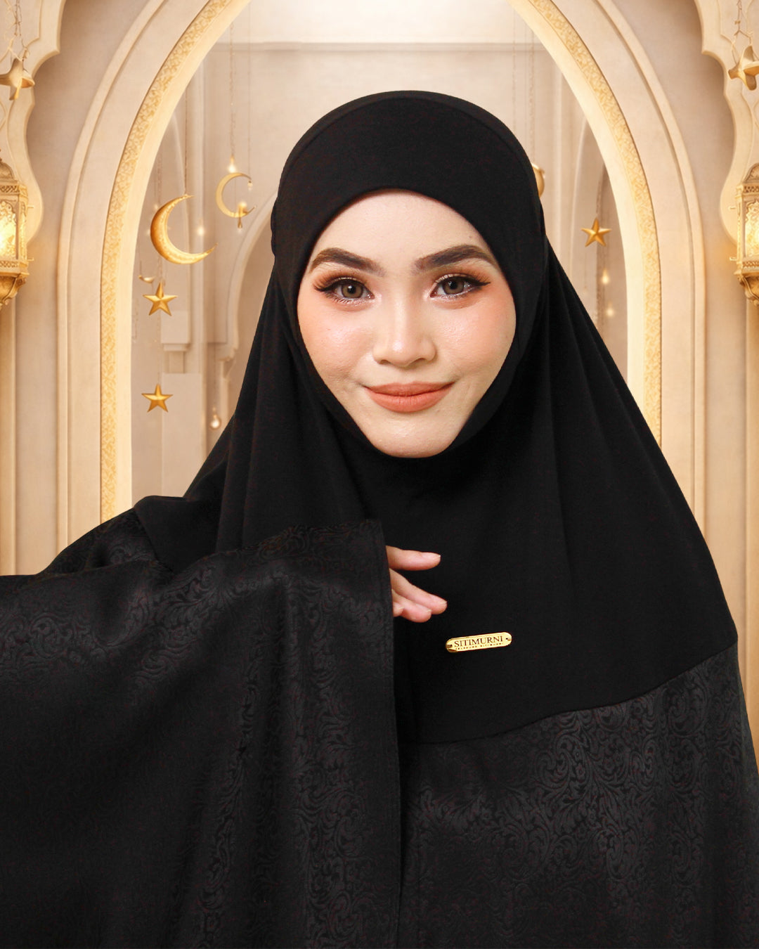 AURA RAMADHANI IN BLACK