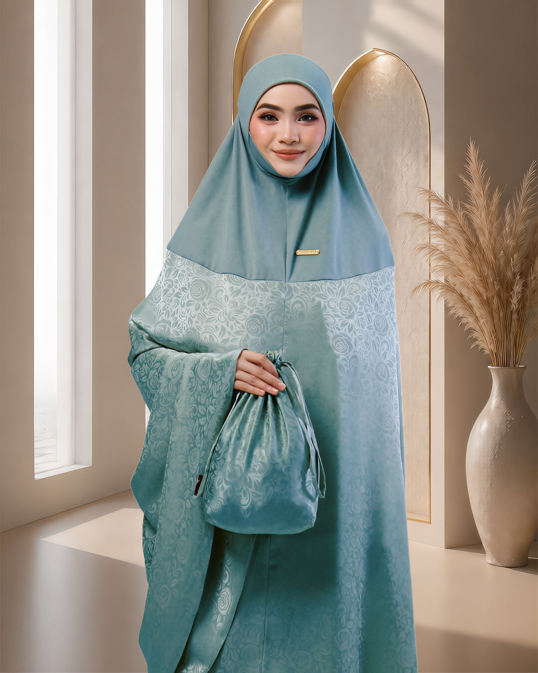 AURA SAFA IN CARRIBEAN TURQUOISE