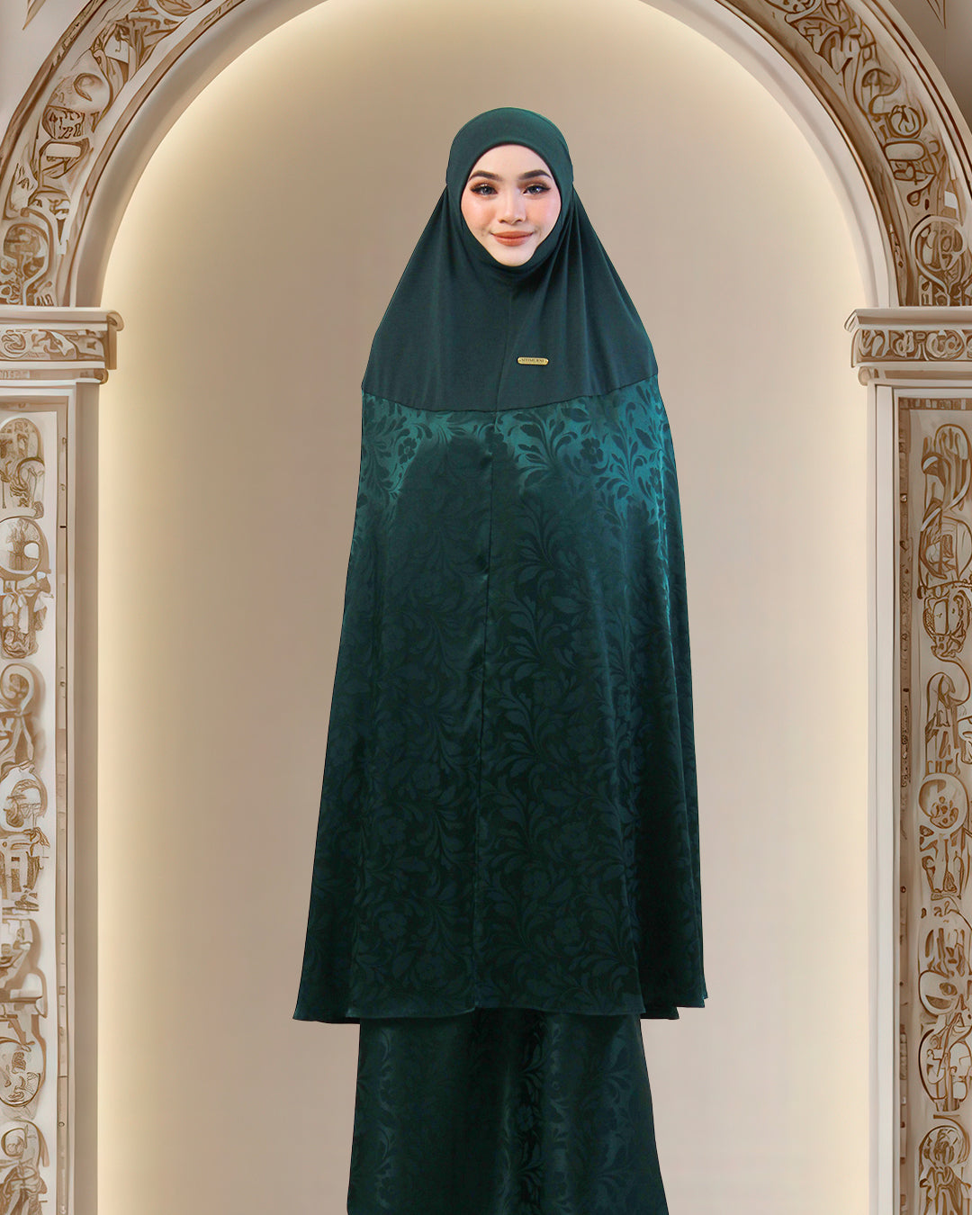 AURA SAKINAH IN EMERALD GREEN