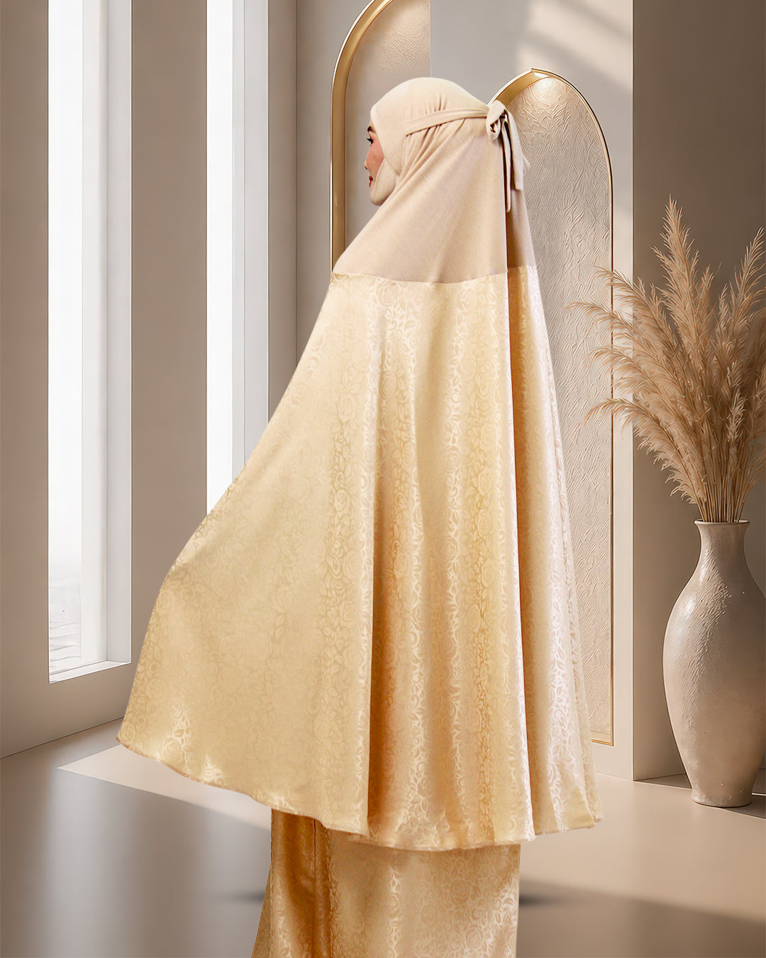 AURA SAFA IN GOLDEN CREAMY