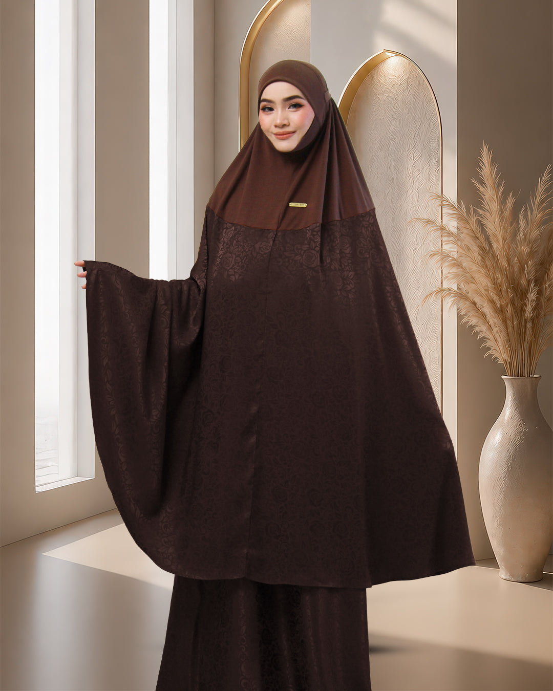 AURA SAFA IN RICH BROWN