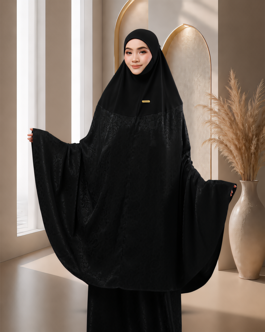AURA SAFA IN ROYAL BLACK