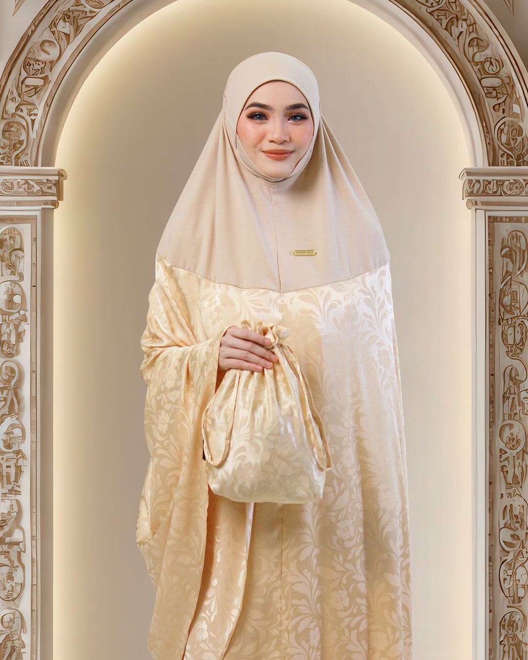 AURA SAKINAH IN GOLDEN CREAMY