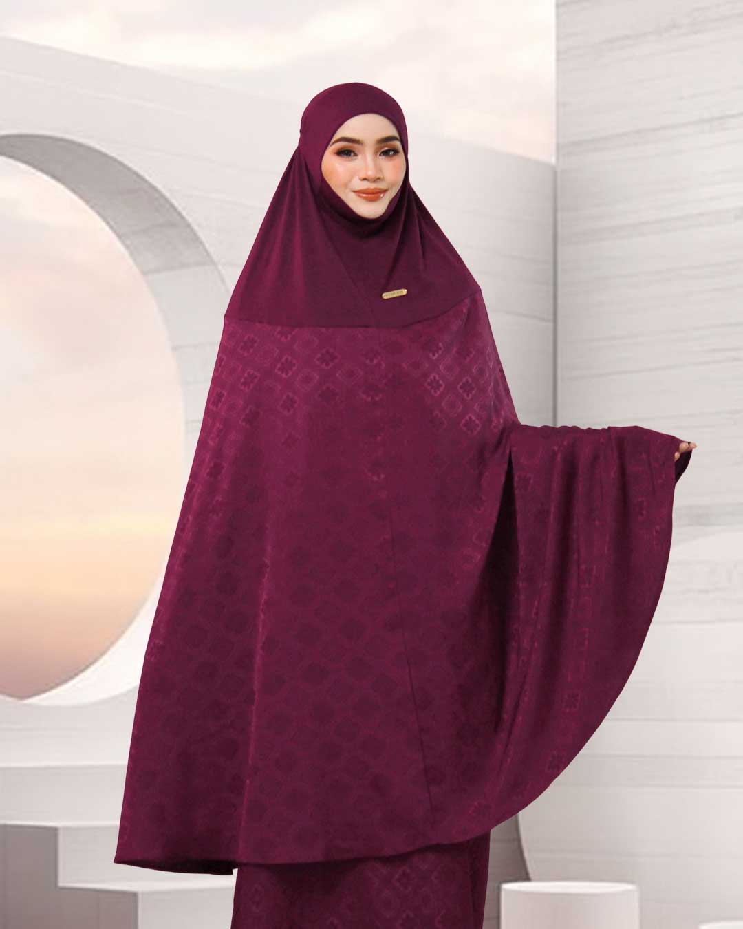 AURA MAHSURI IN BURGUNDY