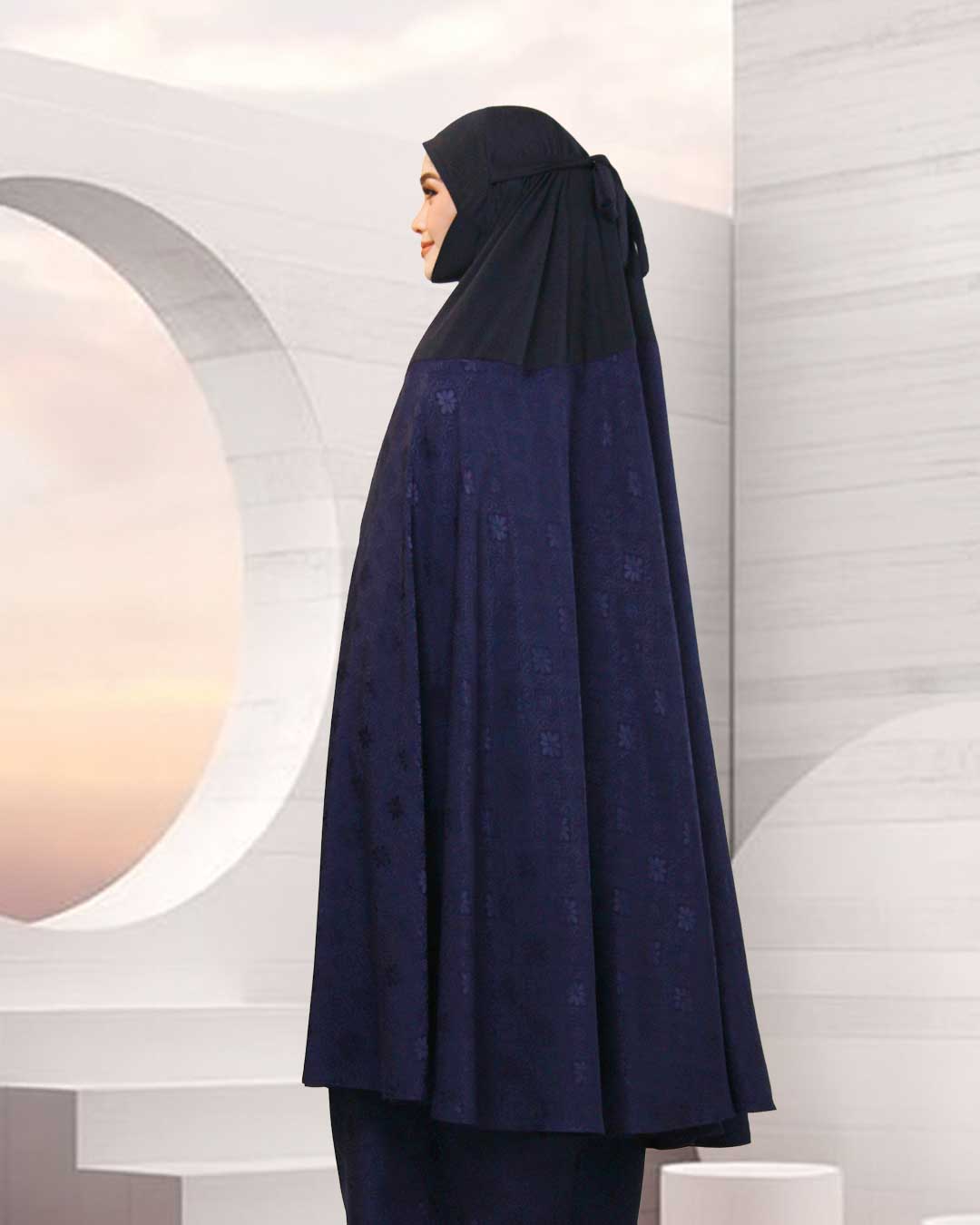 AURA MAHSURI IN NAVY