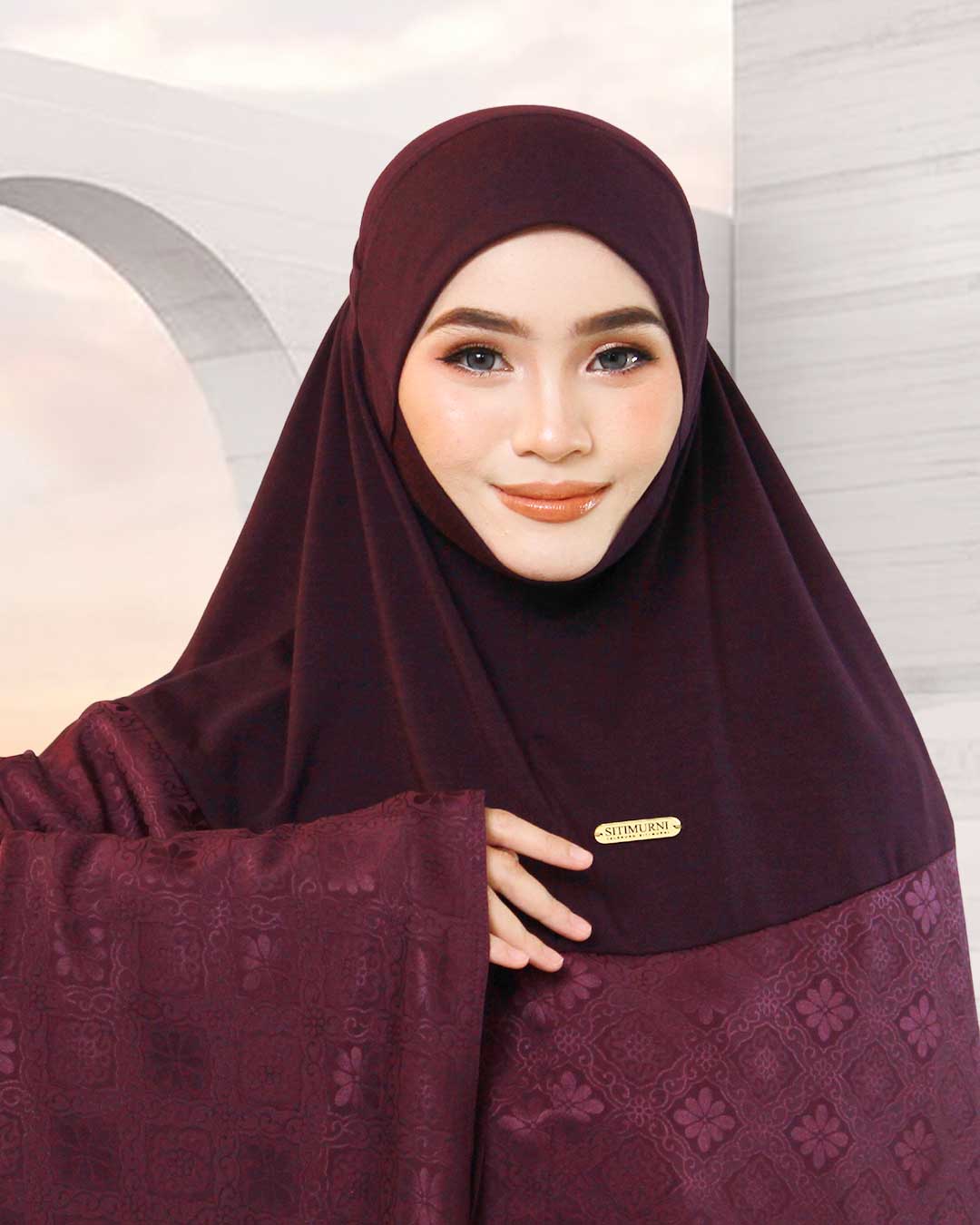 AURA MAHSURI IN PURPLE