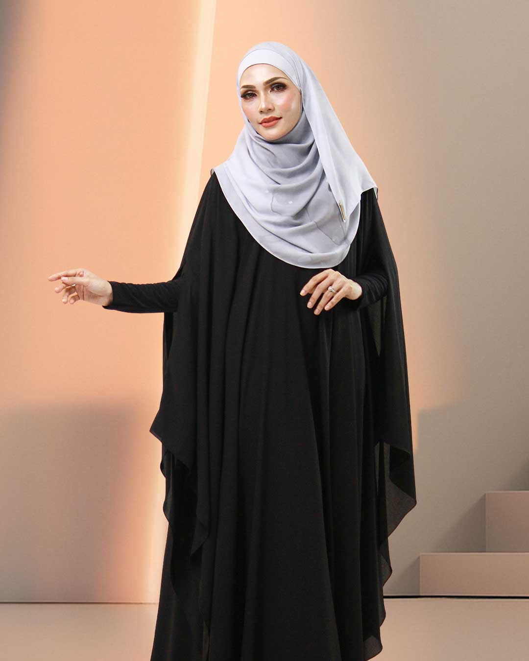 BADARSILA IN RUSTIC BLACK