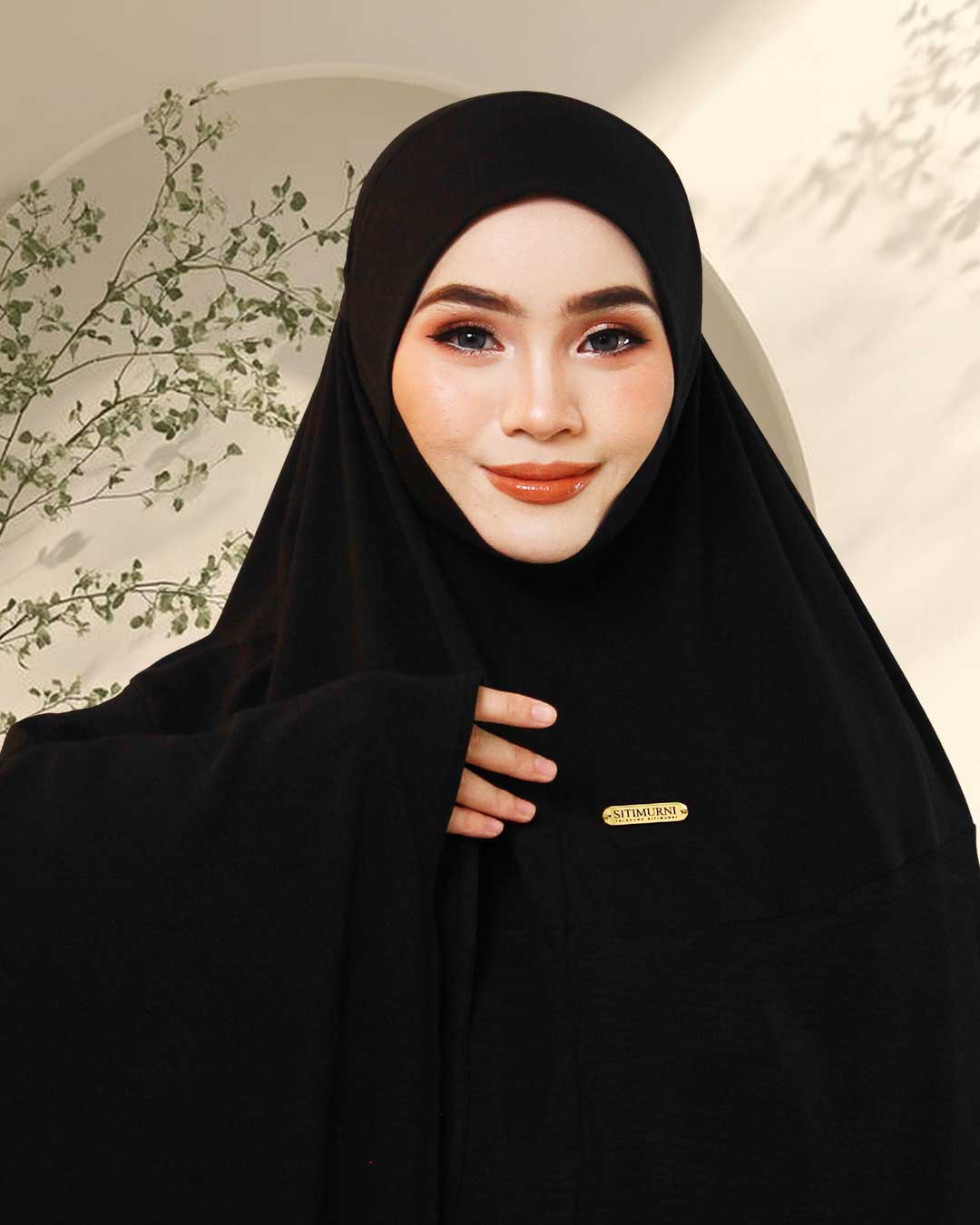 CATALINA IN BLACK EBONY