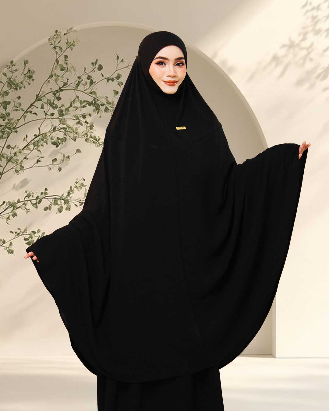 CATALINA IN BLACK EBONY