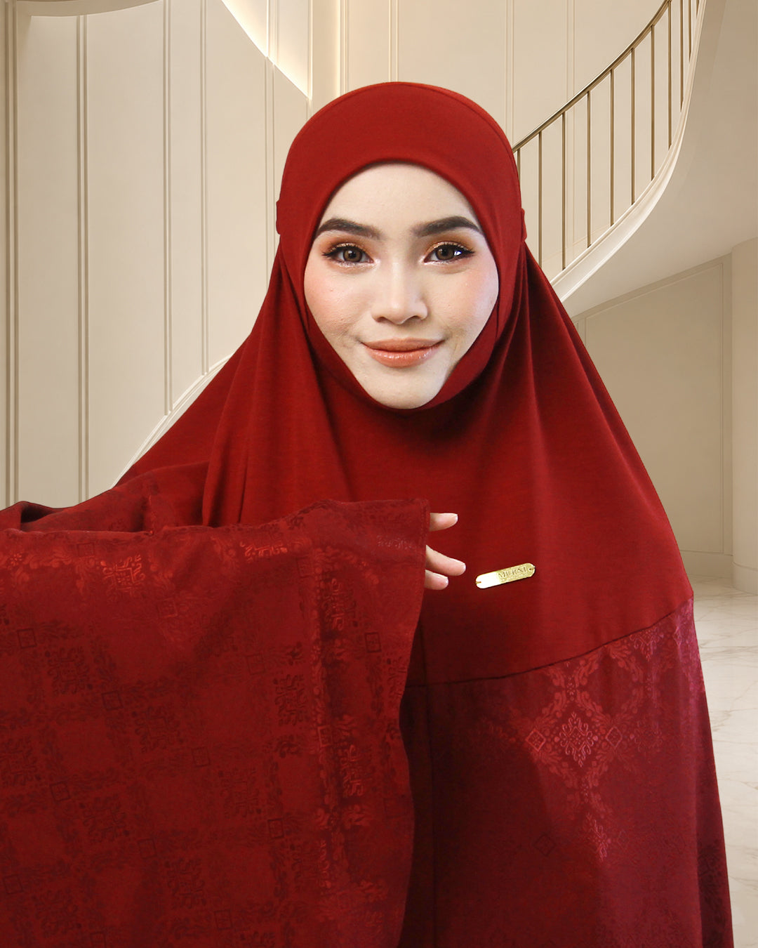AURA MAHSURI IN BURGUNDY
