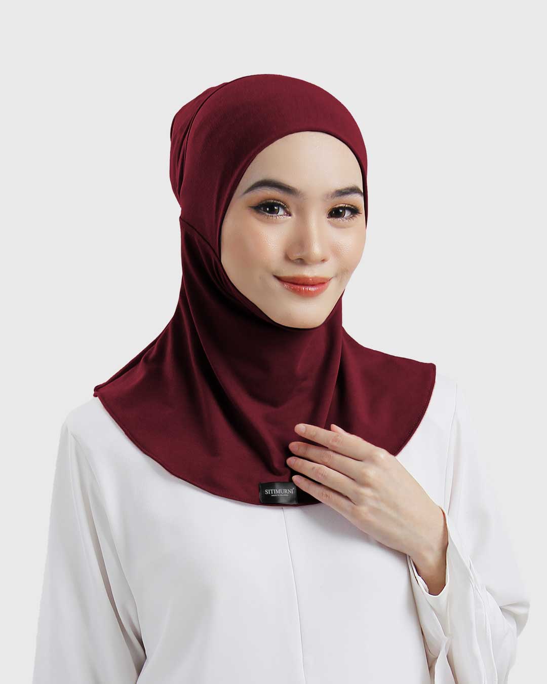 CLASSIC CHIN IN MAROON