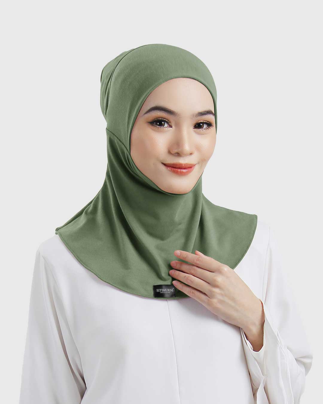 CLASSIC CHIN IN GREEN