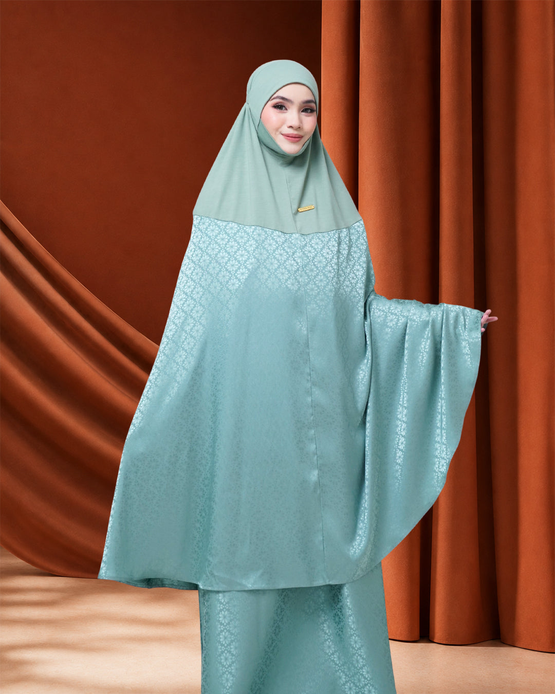 AURA SERI KENCANA IN CARRIBEAN TURQUOISE