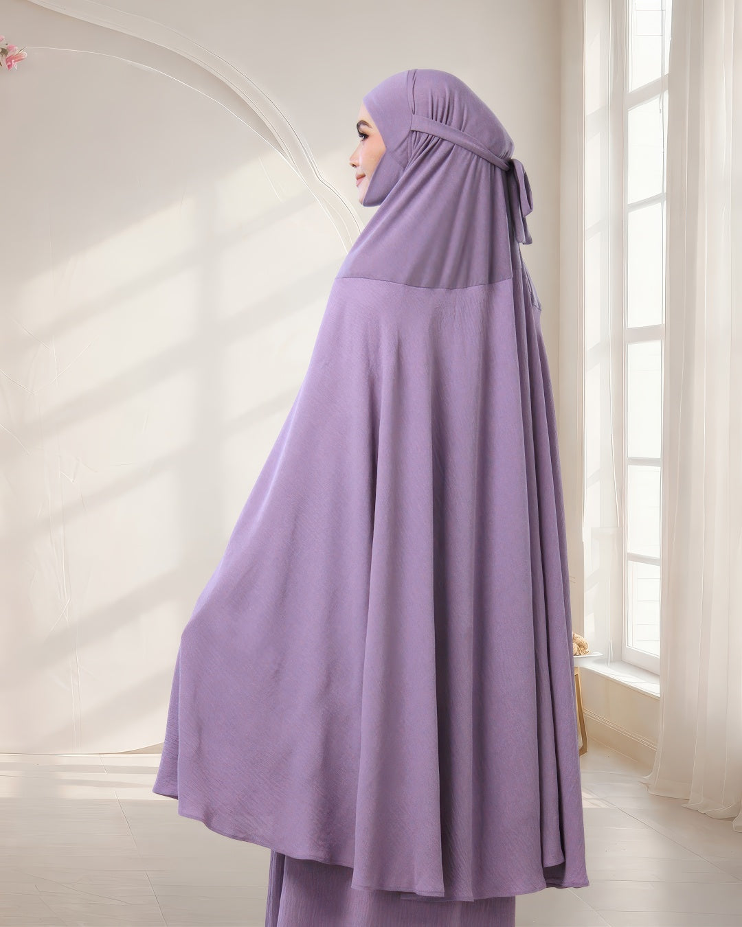 CATALINA IN LILAC