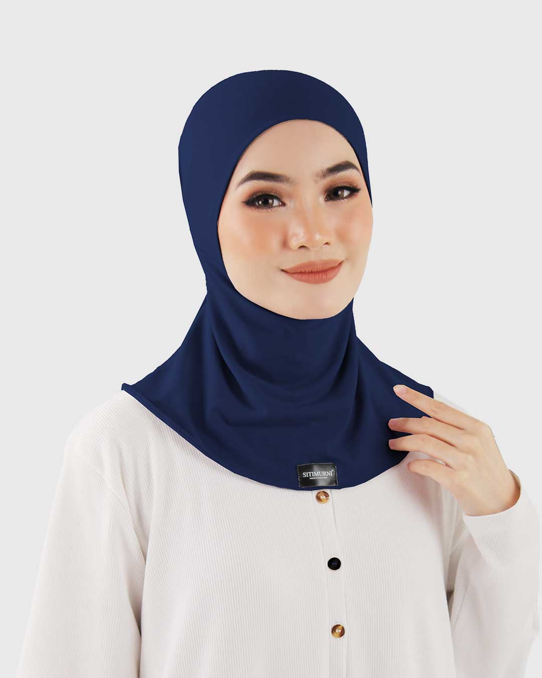 CLASSIC IN DUSTY NAVY