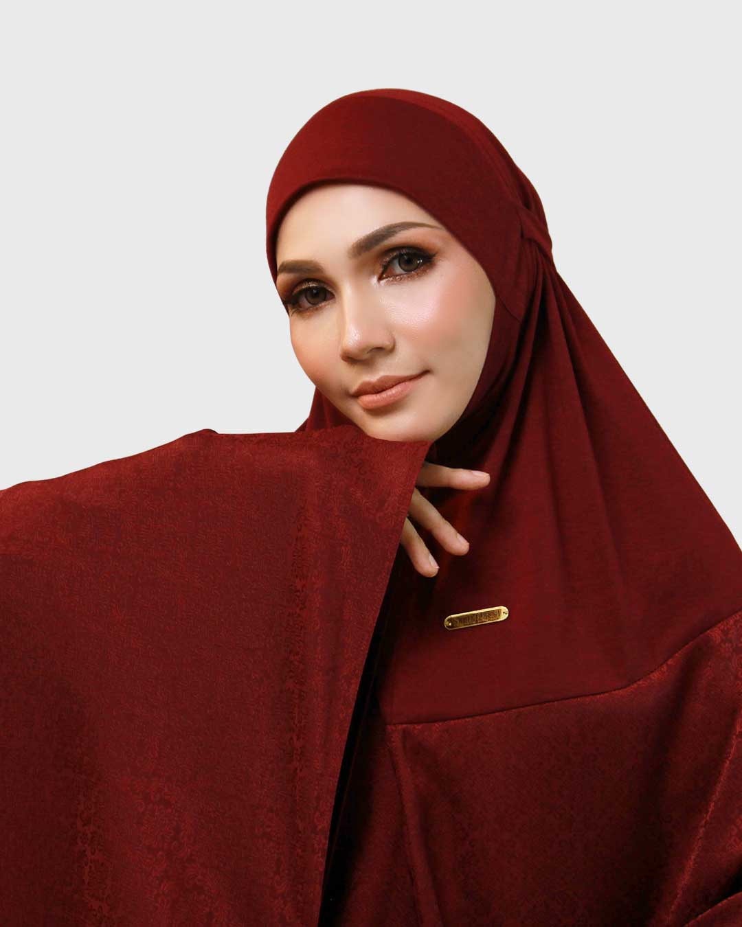 AURA SRIKANDI IN ROYAL BURGUNDY