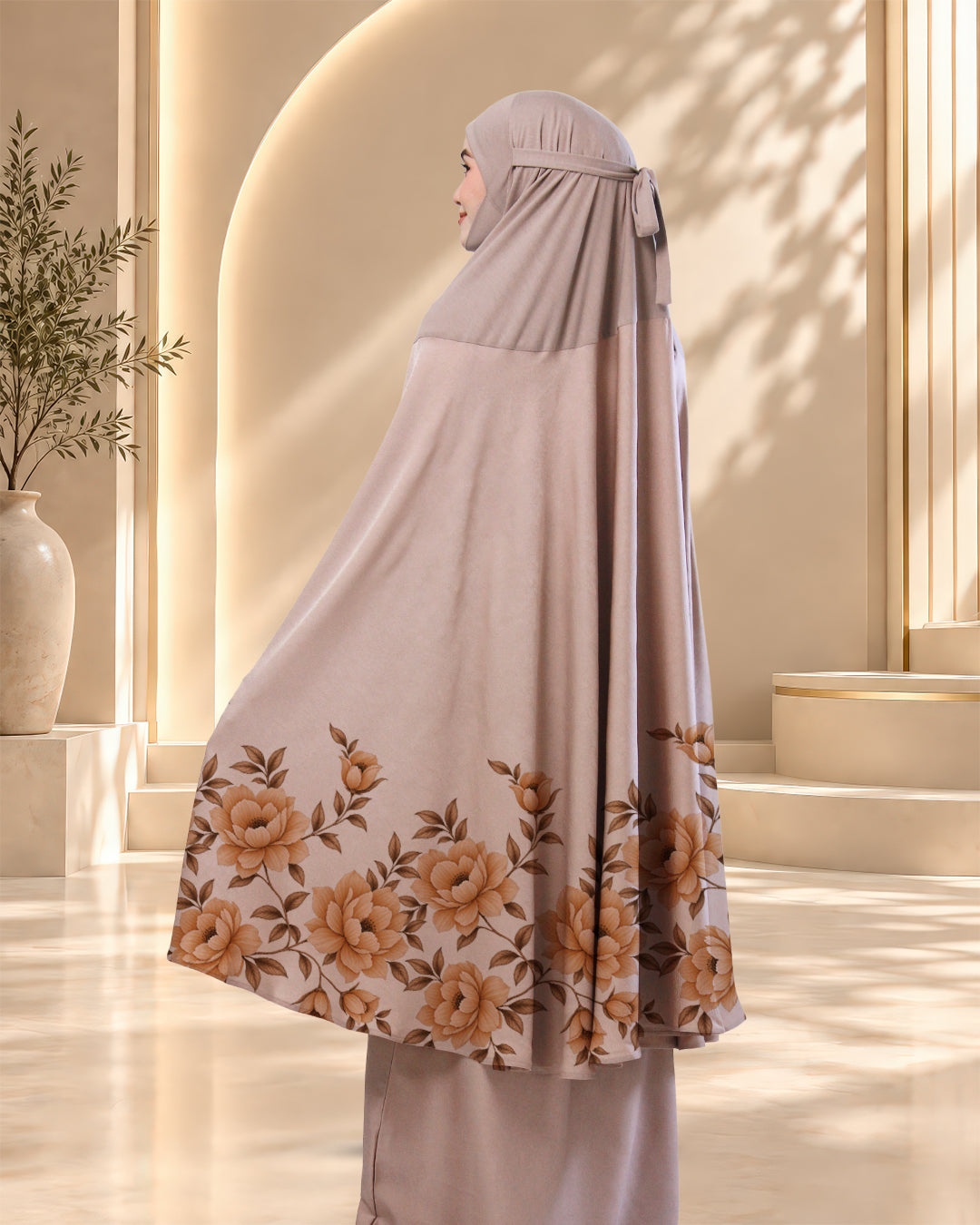 NAFEESA DAHLIA
