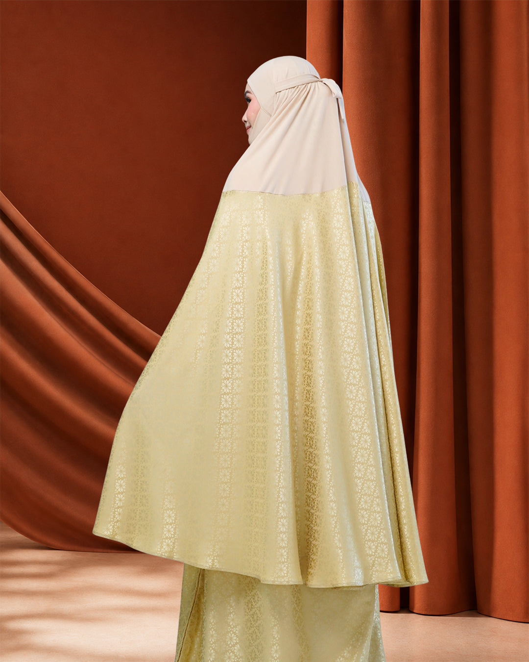 AURA SERI KENCANA IN GOLDEN CREAMY