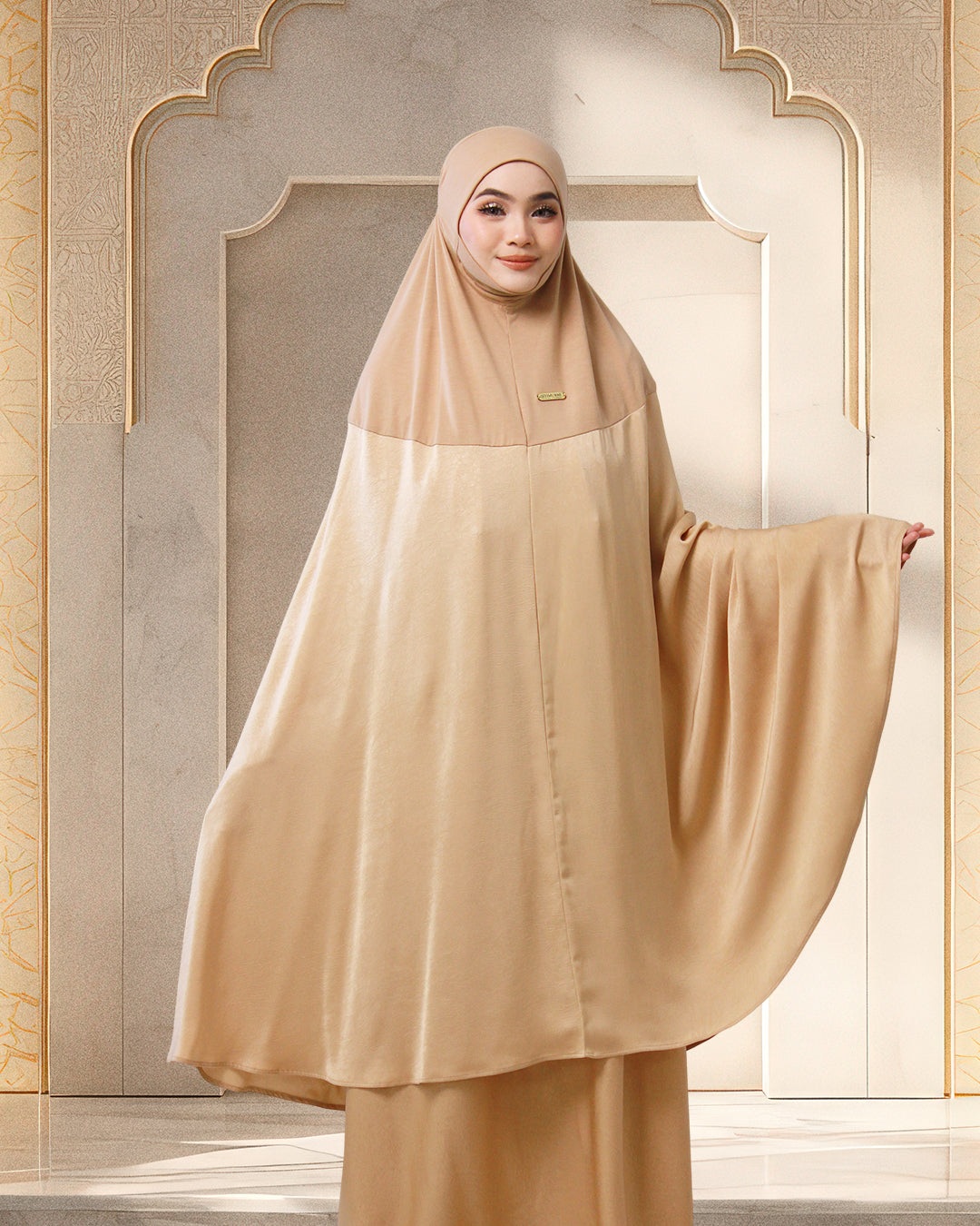 ALWANI IN GOLDEN SAND