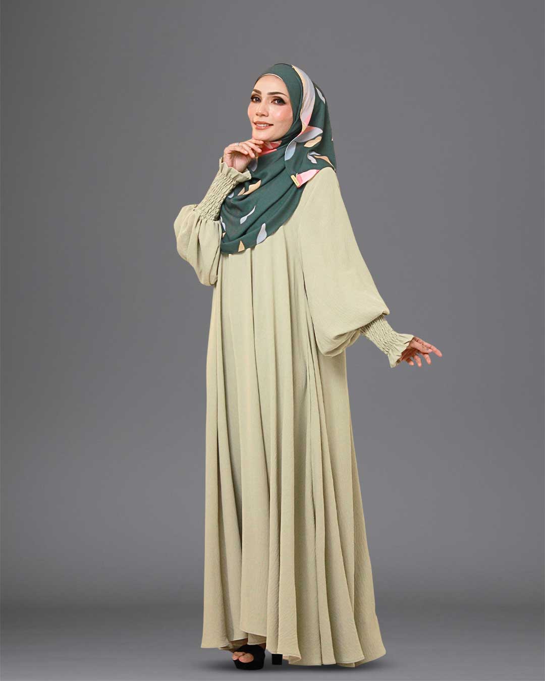 JUBAH ARAFAAH IN GLOSSY GREEN