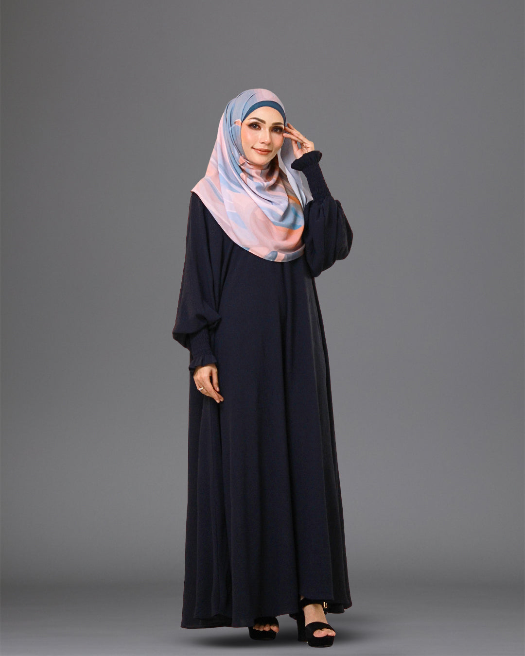 JUBAH ARAFAAH IN GLOSSY NAVY
