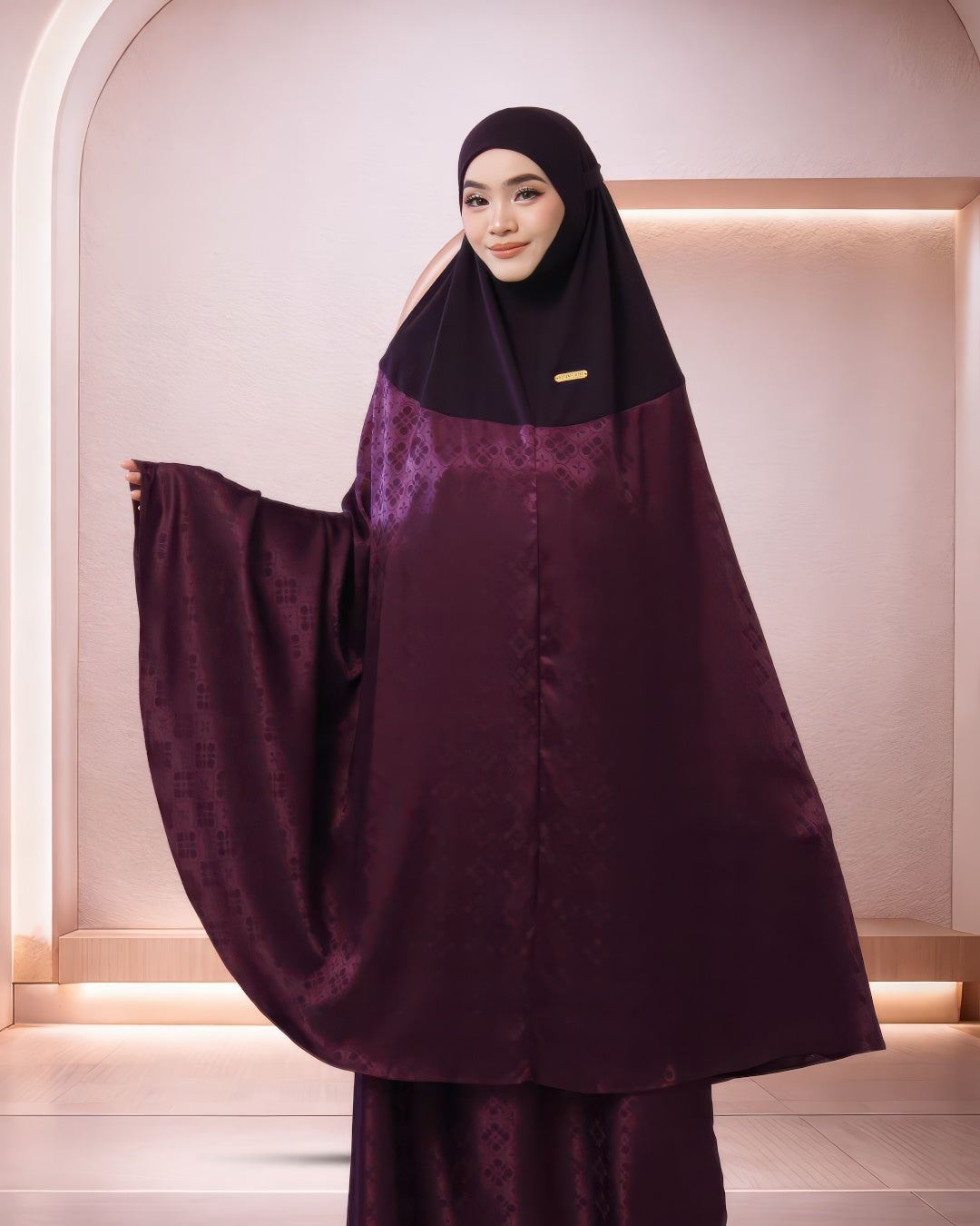 AURA KIRANA IN GLOSSY PURPLE