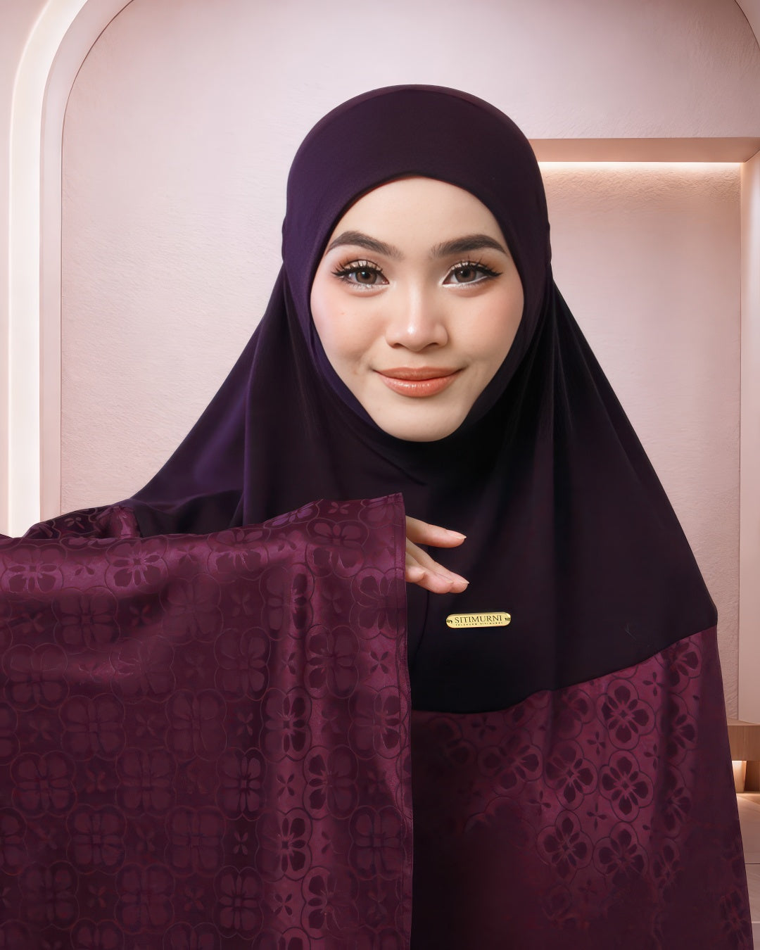 AURA KIRANA IN GLOSSY PURPLE
