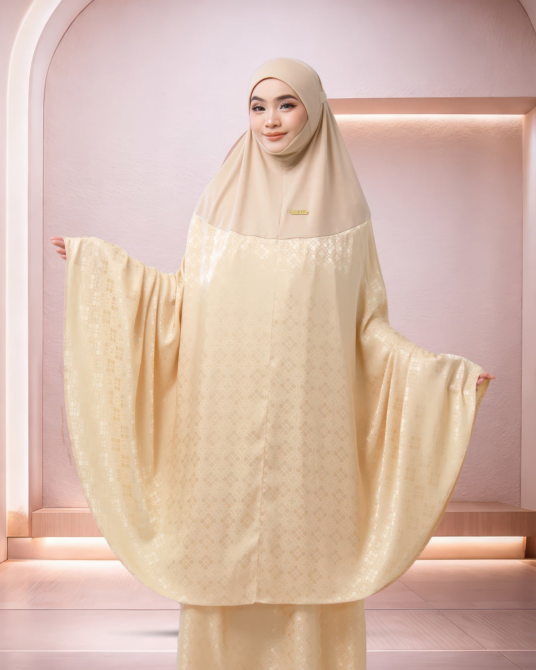 AURA KIRANA IN GOLDEN CREAMY