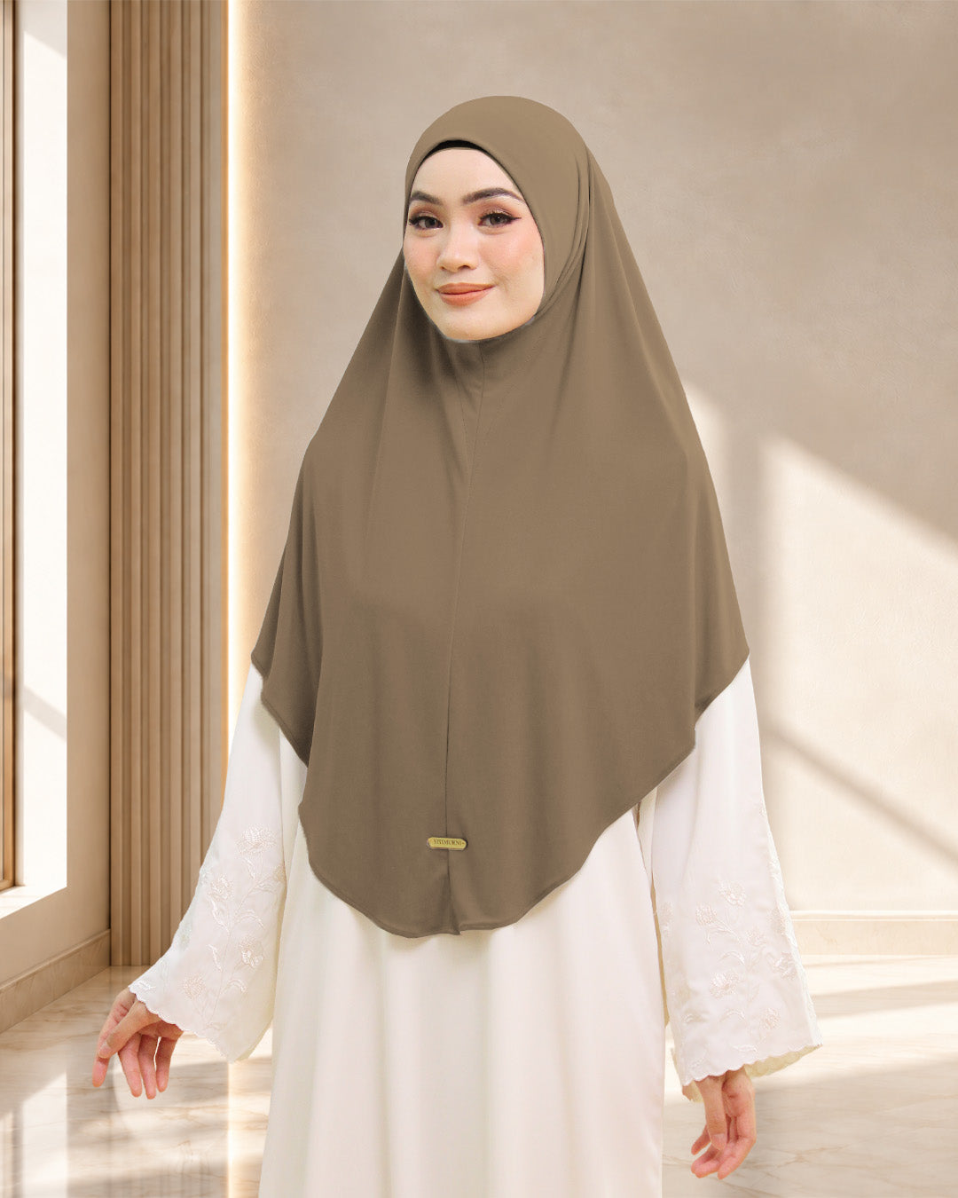 KHADIJAH IN CEMENT TAUPE