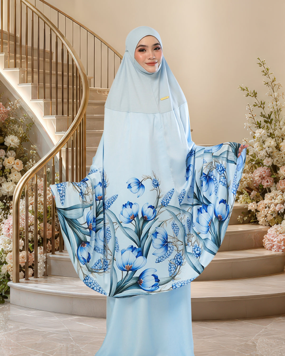SURI ZAHRA IN BLUE