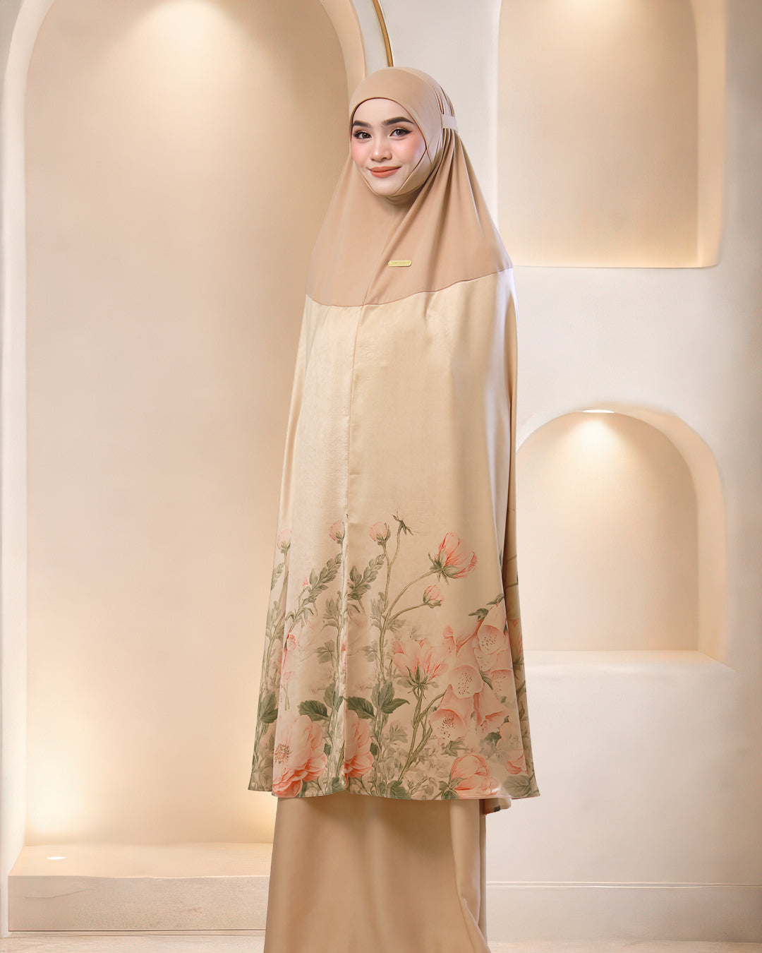 SALMAH IN NUDE
