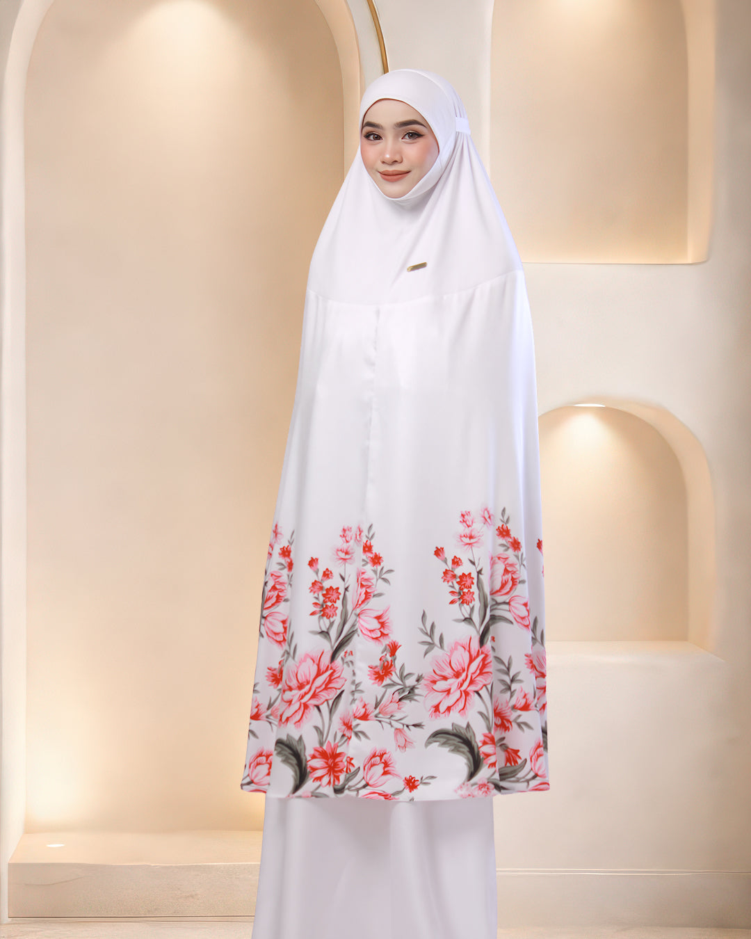 AZZAHARA IN WHITE