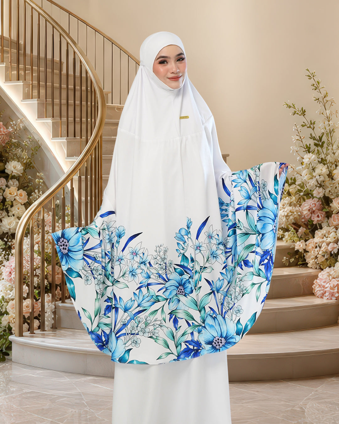 DAHLIA CEMPAKA IN WHITE