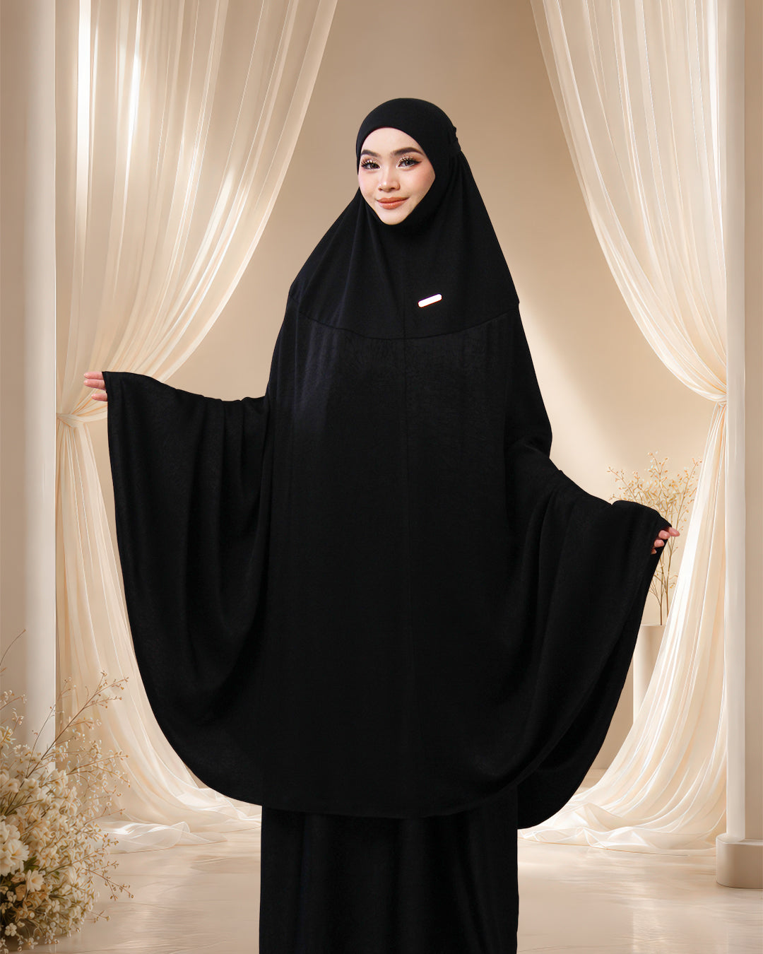 ALWANI IN LEATHER BLACK