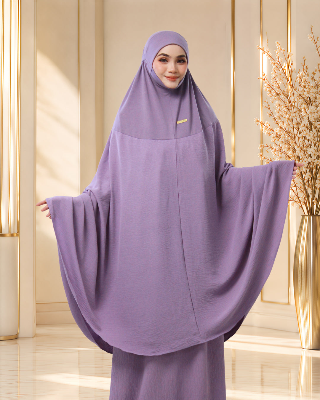 CATALINA IN LILAC