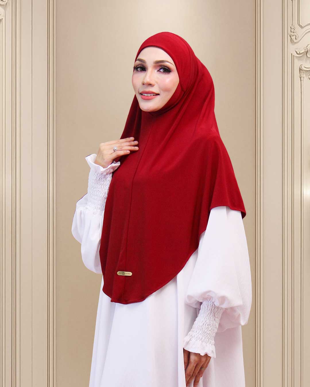 LUTFIYYAH IN FADED MAROON