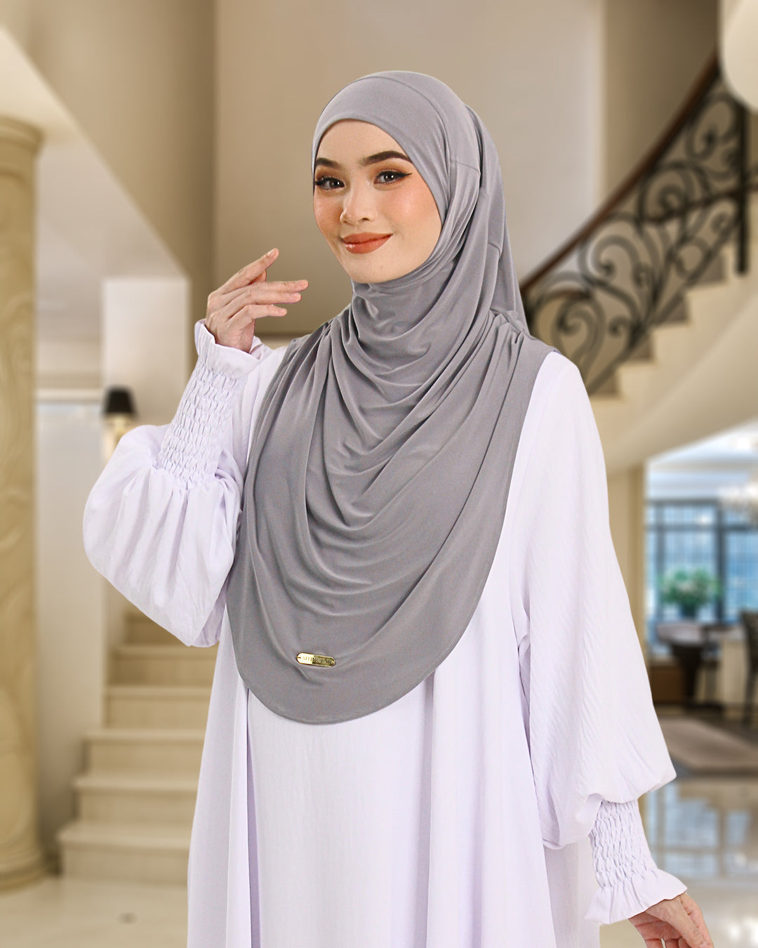 MARIYA IN SILVER GREY