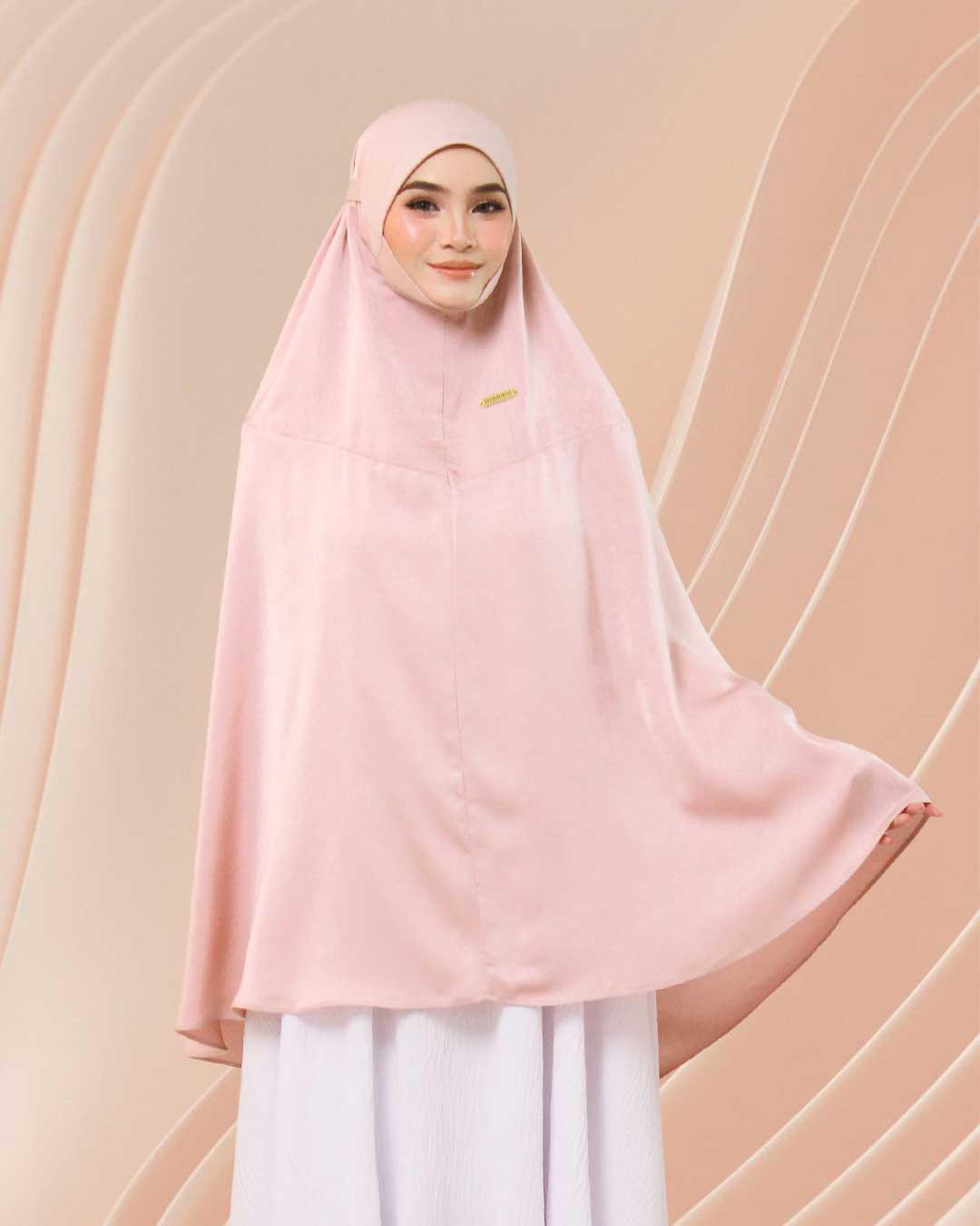 NUR HUMAIRAH IN NECTAR PINK