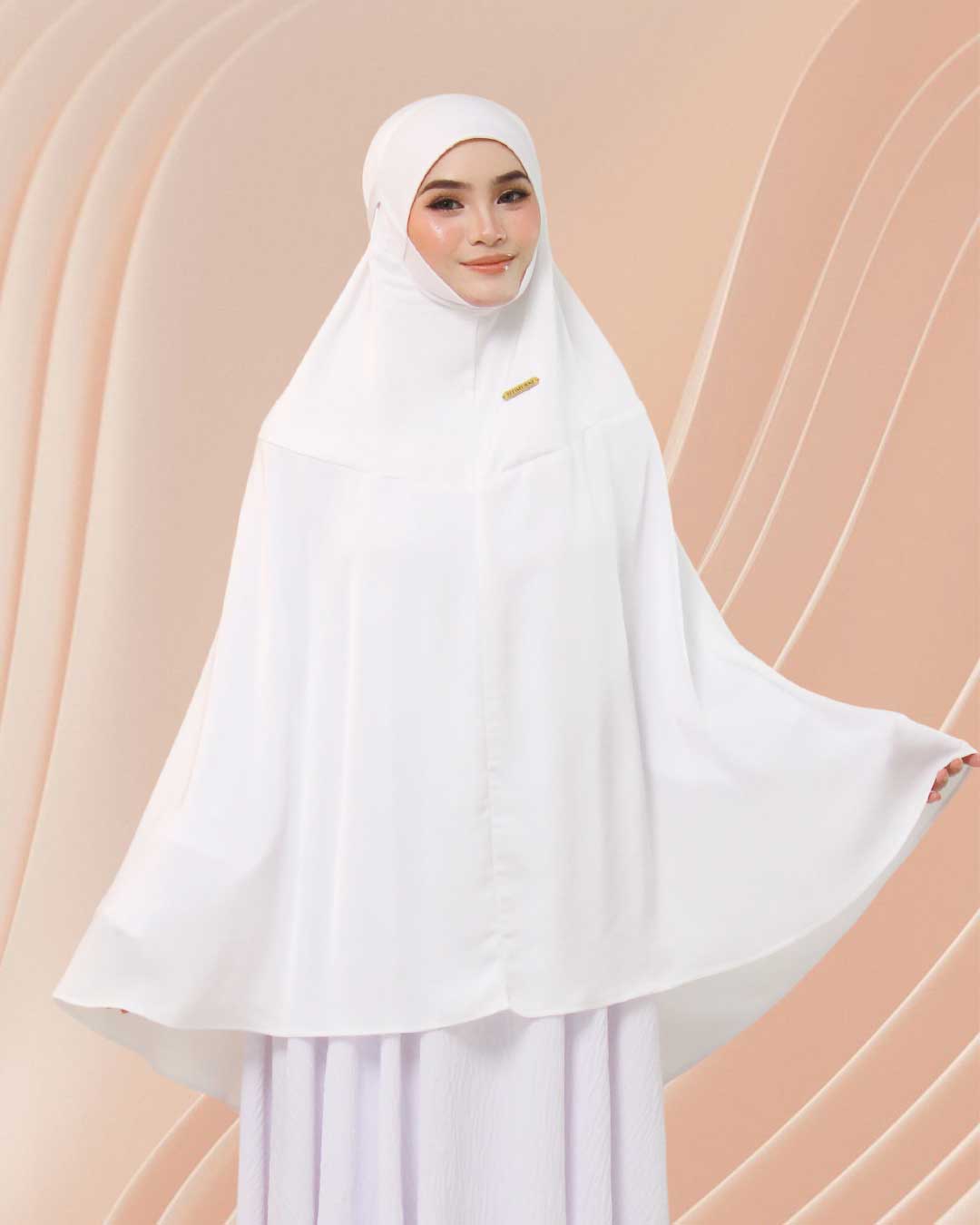 NUR HUMAIRAH IN WINTER WHITE