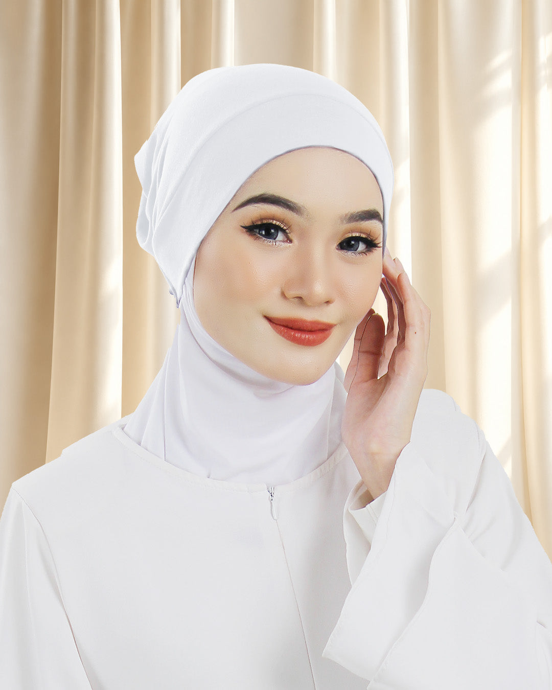 TERBUS IN WHITE