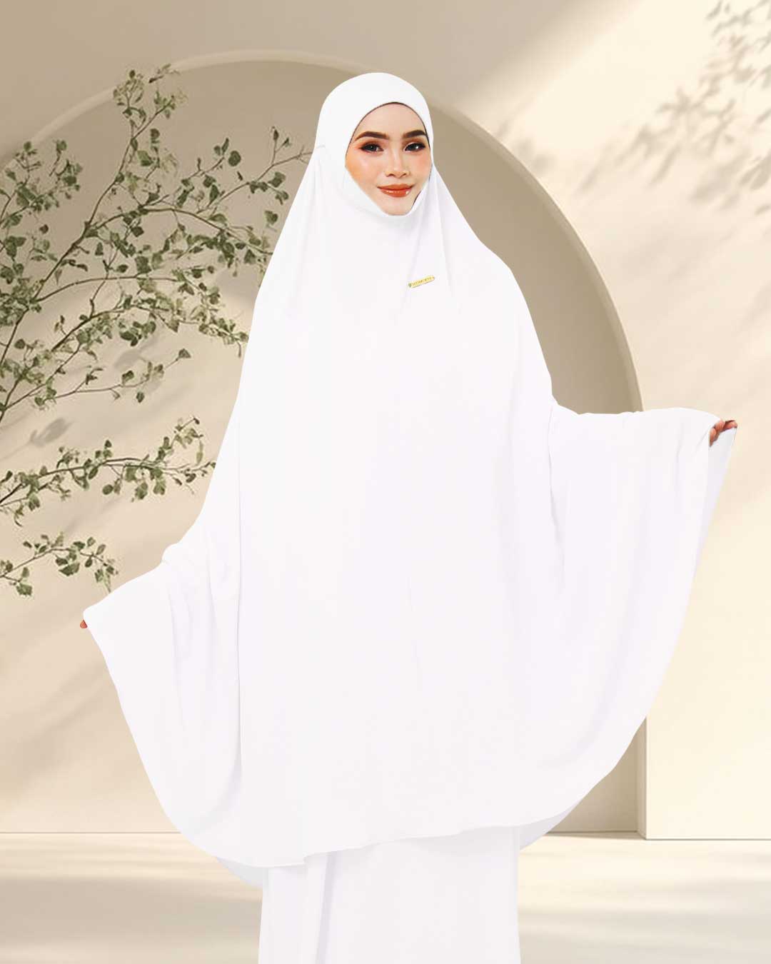 CATALINA IN SNOW WHITE