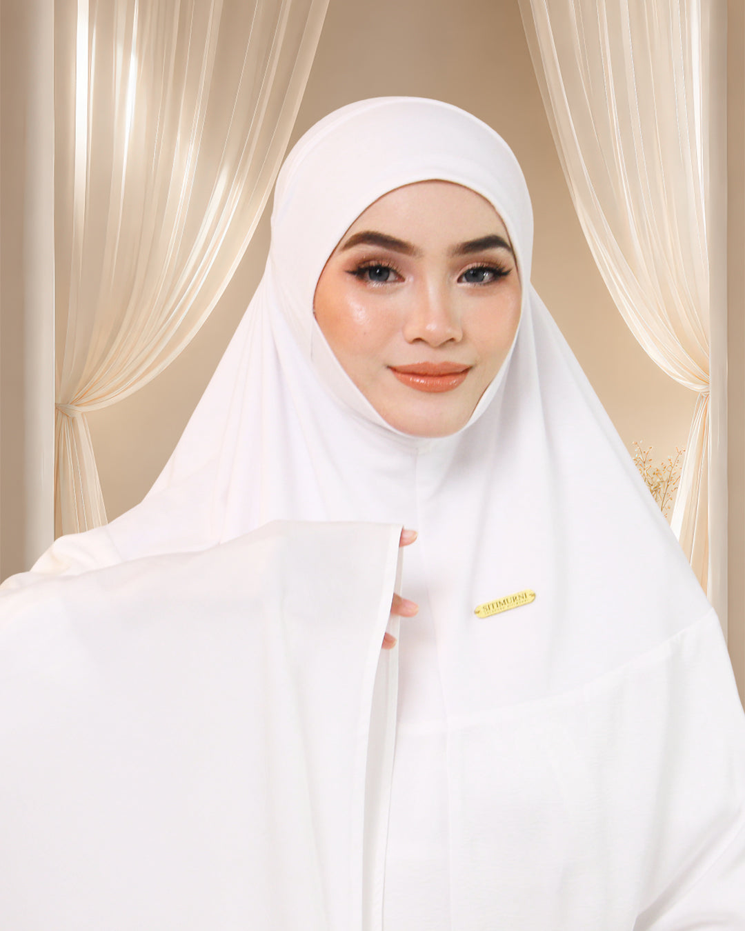 ALWANI IN SWISS WHITE