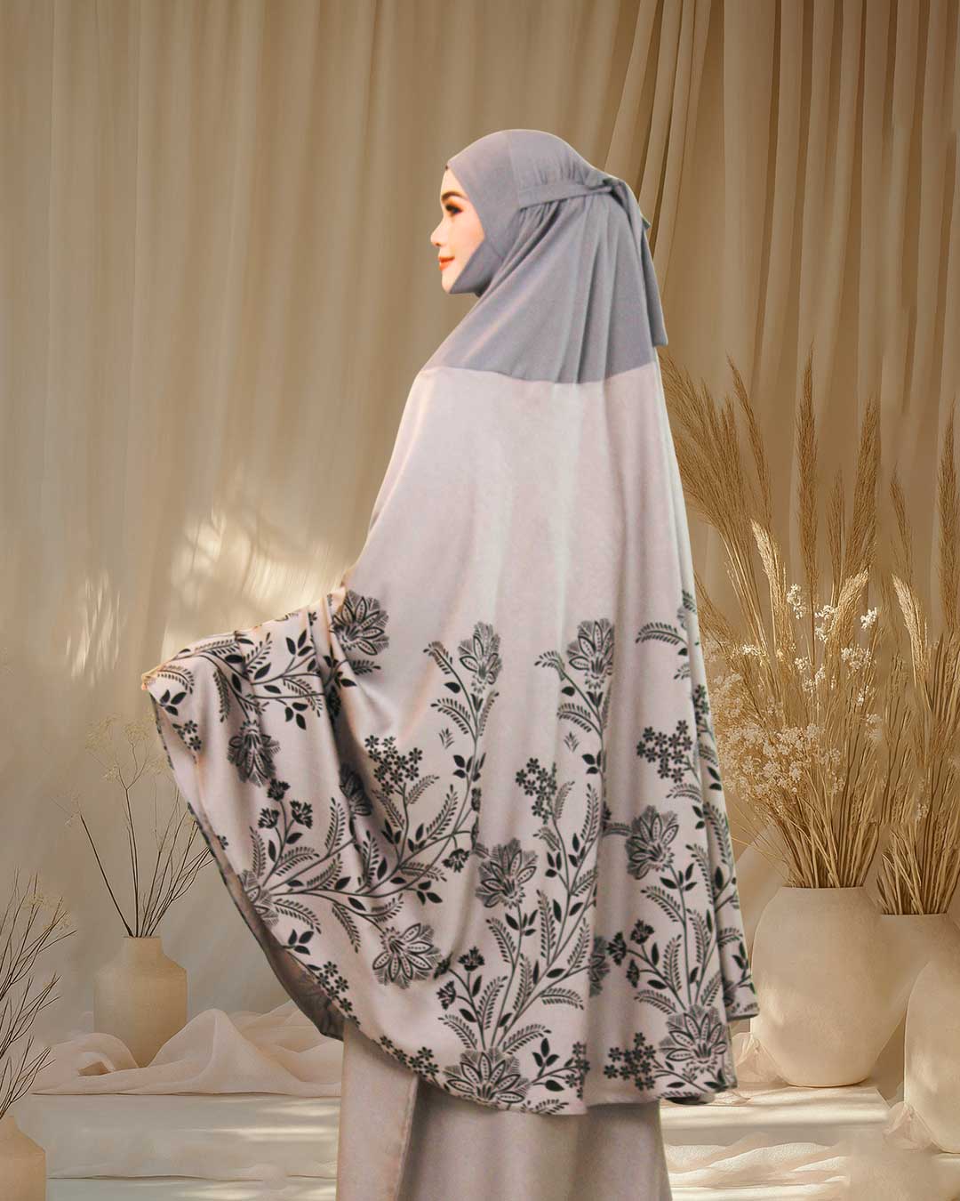 AVELIA ZAHRA IN GREY